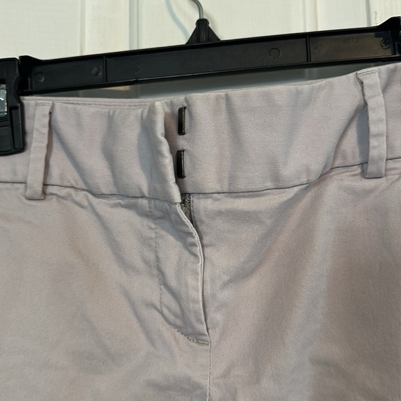 Loft grey shorts size 00 - Picture 2 of 4